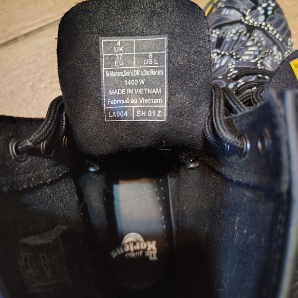 Dr. Martens Monarch Butterfly 1460 Boots US 6 - Picture 4 of 4